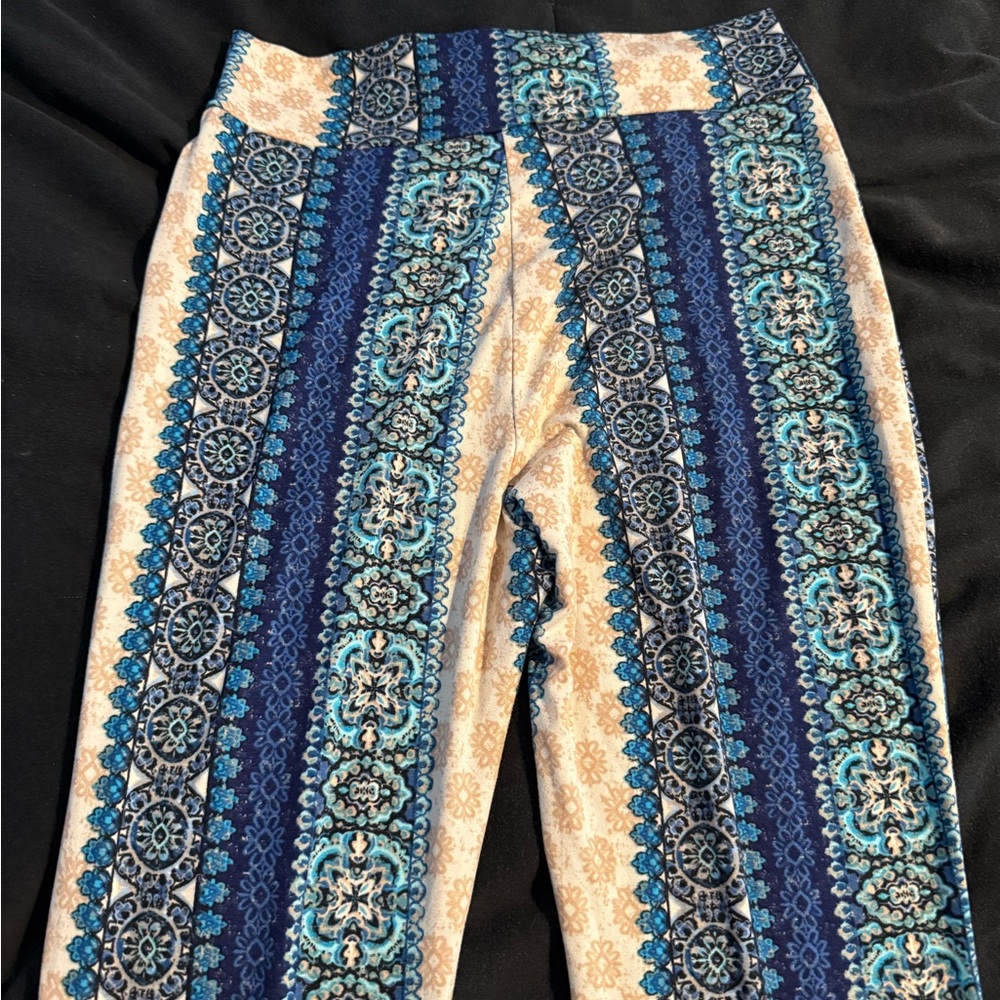 💕 Blue and Cream Boho Geometric Patterned Women's Pants 💕 3/$30 SALE!